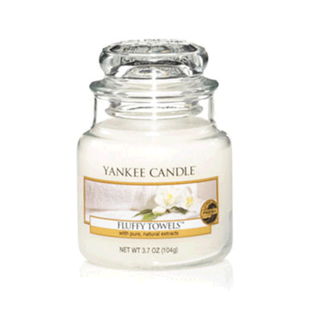 YANKEE CANDLE - FLUFFY TOWELS (104G) - MyVaniteeCase