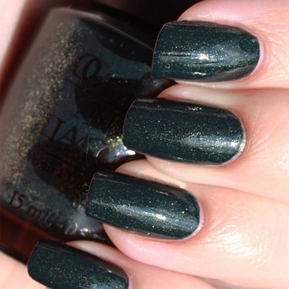 OPI - LIVE AND LET DIE - MyVaniteeCase